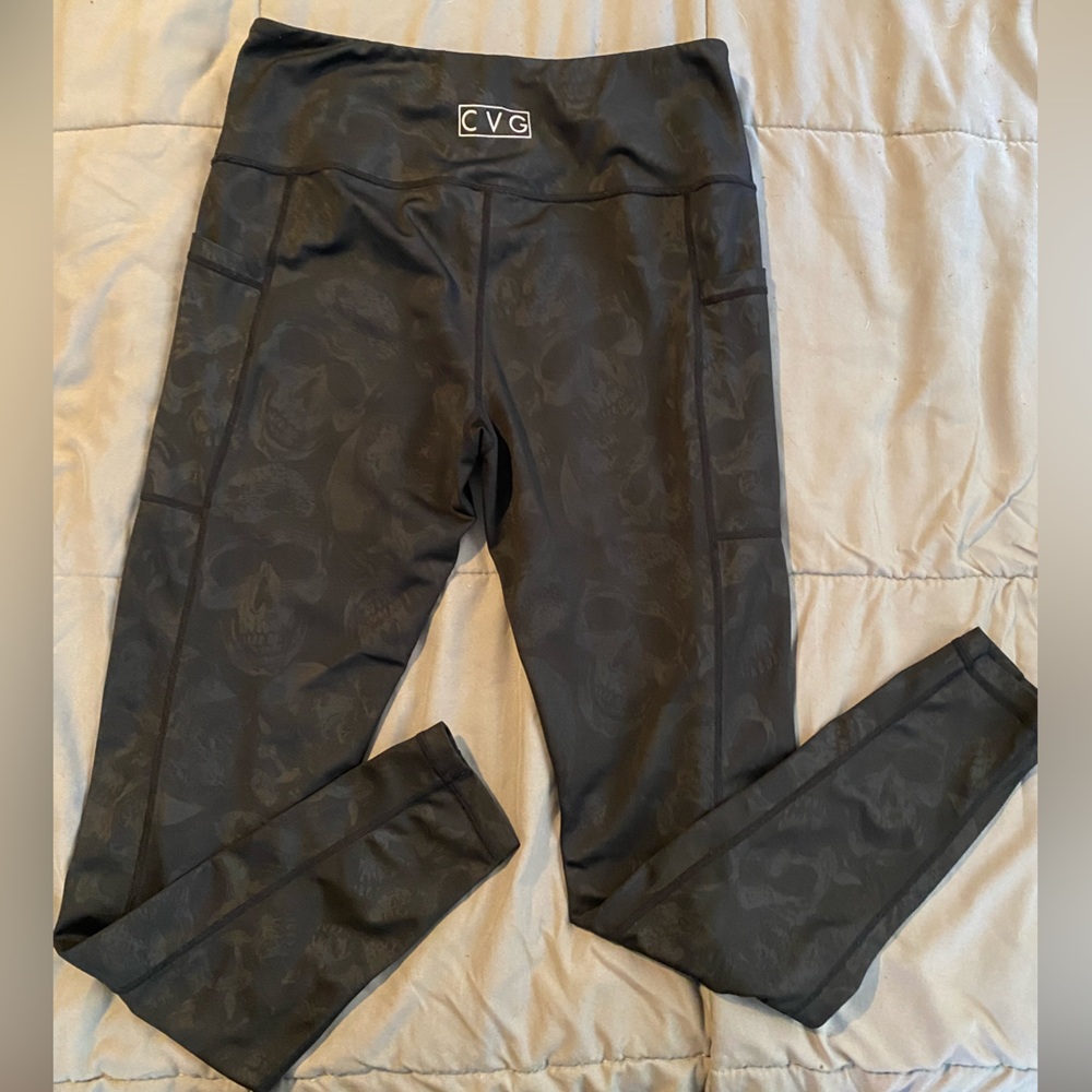 CVG MEDIUM FULL LENGTH SHADOW SKULLS / pockets / gusset / full length leggings